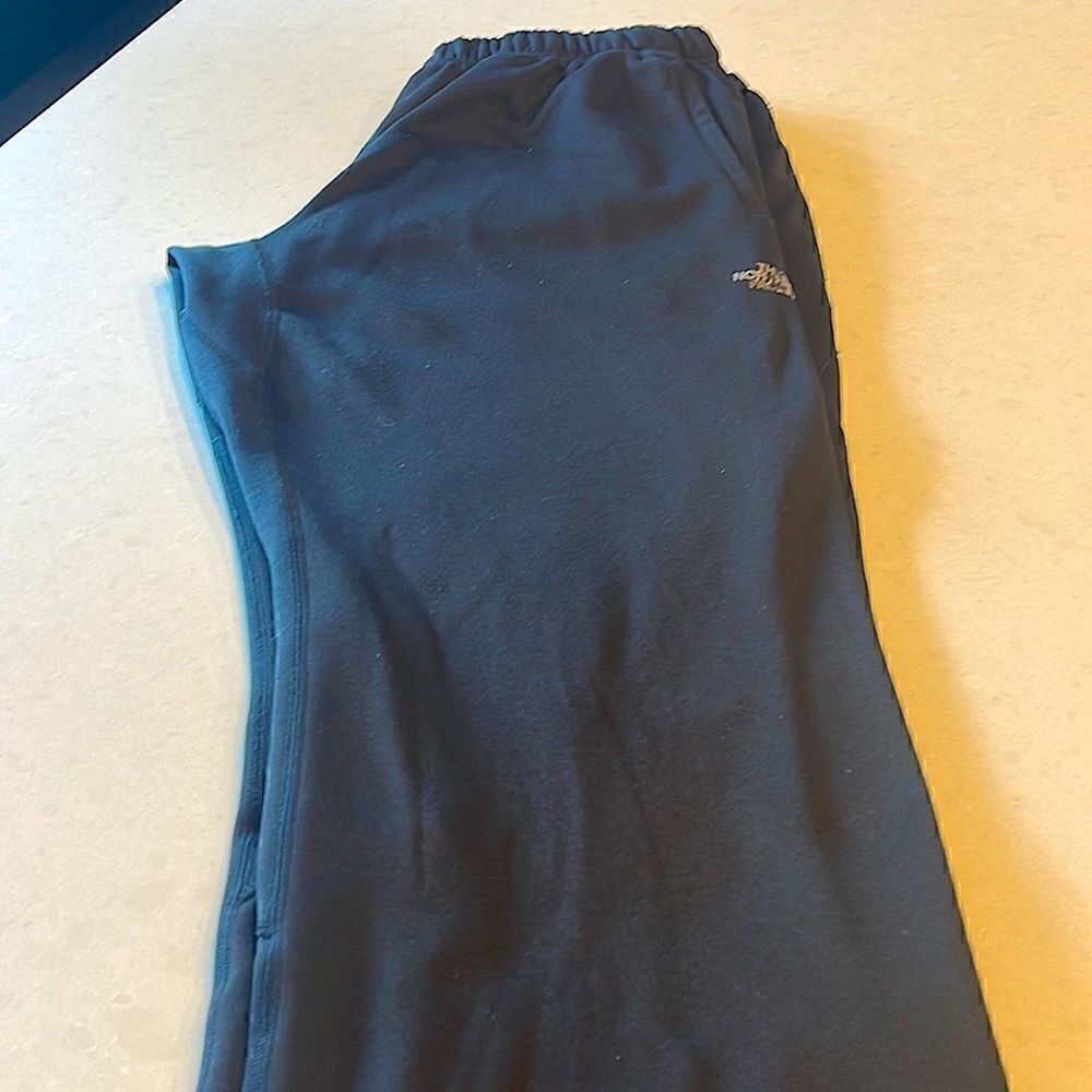 The North Face Men’s Sweatpants Size Xl Excellent Shape, Front Pockets . Black.